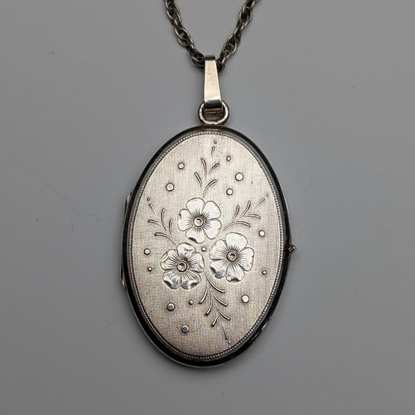 英国ヴィンテージ フローラル彫刻 純銀製ロケットペンダント 純銀チェーン付