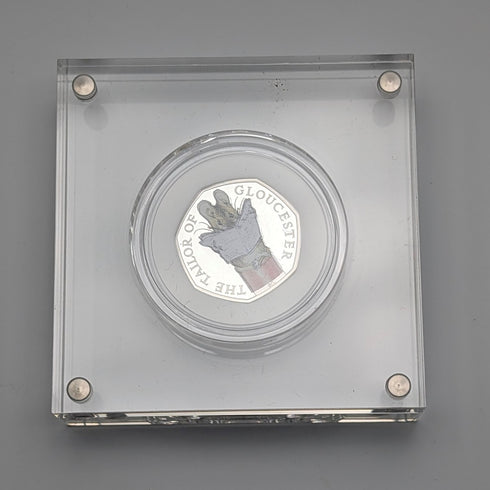 英國 碧翠絲・波特 誕生150週年紀念 「格洛斯特的裁縫」50便士紀念銀幣 英國皇家鑄幣廠 附盒及說明書