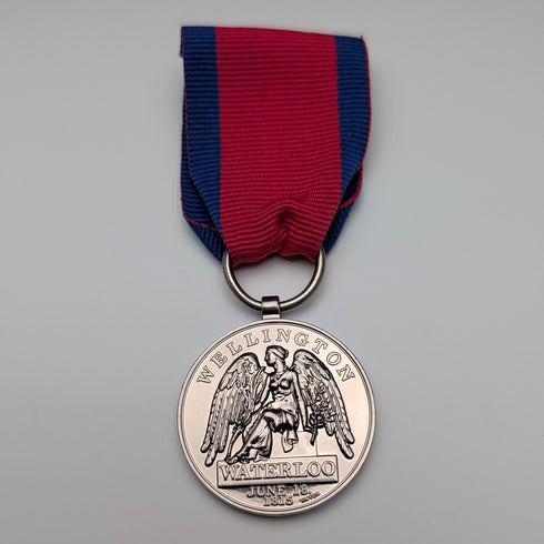 「滑鐵盧戰役」勝利200週年紀念金幣、銀幣與復刻獎章3種套裝