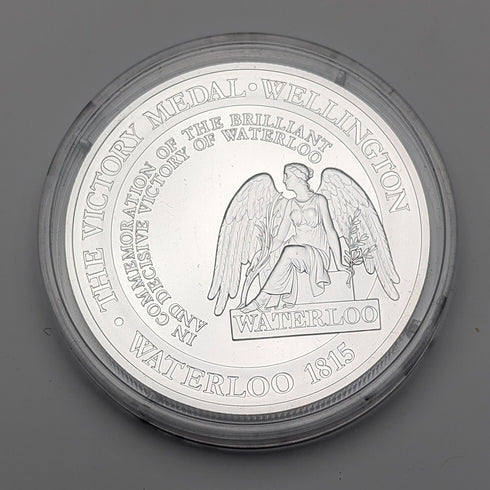 「滑鐵盧戰役」勝利200週年紀念金幣、銀幣與復刻獎章3種套裝