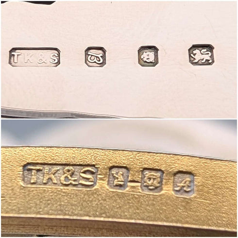 1975年聖保羅大教堂使徒套裝,包含12把純銀茶匙和一枚純銀獎章,總重457克,木盒,Toye, Kenning & Spencer出品