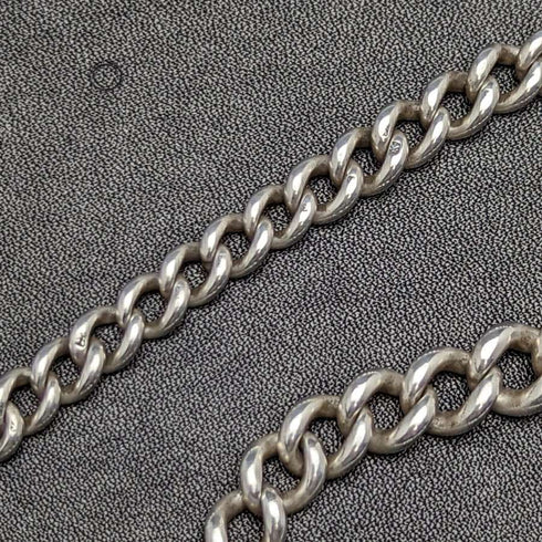 Cadena Albert de plata de ley (925) antigua inglesa, c. 1900, 56 g, con dije emblema de plata de ley