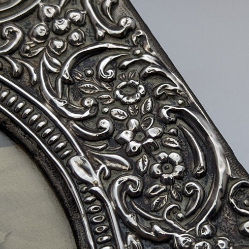 1906年 英国アンティーク 純銀(925シルバー)フレーム 写真立て/ポートレート SAMUEL M LEVI