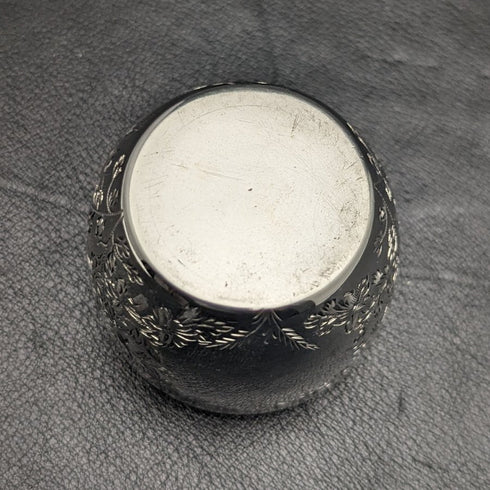 1884 年英國古董純銀(925 銀)一套 6 個鹽罐和 3 個勺子,總計 184 克 Wakely & Wheeler