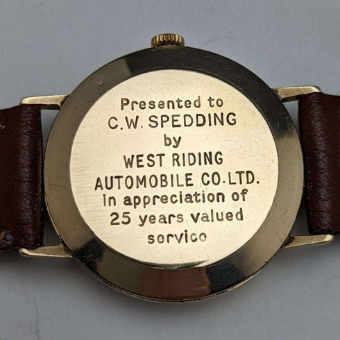Reloj de pulsera mecánico para caballero, vintage británico de 1981, en buen estado de funcionamiento, con caja de oro macizo de 9 quilates Garrard y tres manecillas.
