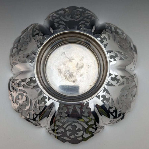 1936年 英国维多利亚时代复古纯银(925银)耳饰装饰带足碗 196克 Viners出品