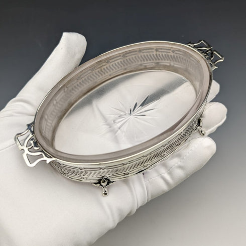 1926年 英国ヴィンテージ 純銀&グラスインナー バターディッシュ 163g Walker & Hall