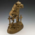 Soporte para reloj de bolsillo de bronce antiguo, circa 1900, con estatua de pitbull