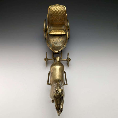 British vintage brass horse and carriage object 1075g