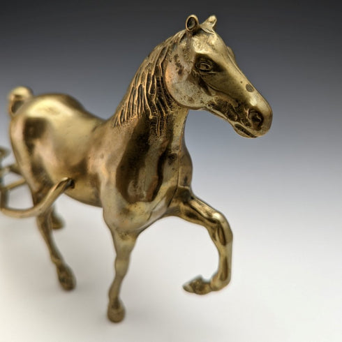 British vintage brass horse and carriage object 1075g