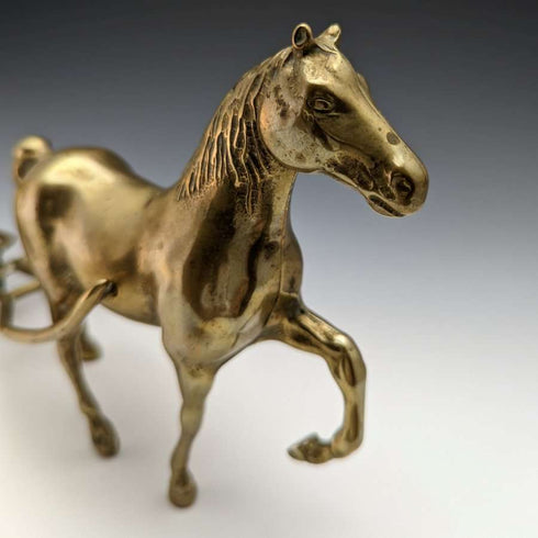 British vintage brass horse and carriage object 1075g