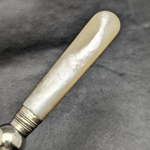 英国アンティーク 白蝶貝ハンドル シルバープレート ジャムスプーン ペア