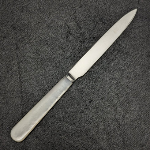 1915年 英国アンティーク フルーツカトラリーセット 純銀ブレード 白蝶貝ハンドル BOX入り①