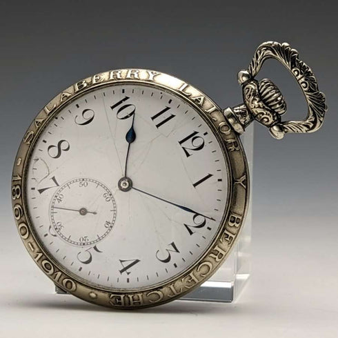 Reloj de bolsillo suizo antiguo, sin marca, con caja grabada de toro, en buen estado de funcionamiento