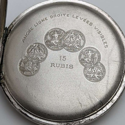 Reloj de bolsillo suizo antiguo, sin marca, con caja grabada de toro, en buen estado de funcionamiento