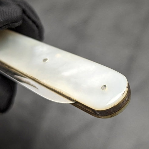 1896 年英國古董白珍珠貝殼手柄純銀刀片折疊筆刀