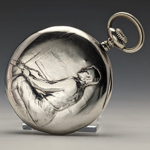 アンティーク ユリス・ナルダン 懐中時計 銀側兵士彫刻ケース 動作良好