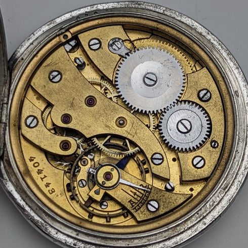 アンティーク ユリス・ナルダン 懐中時計 銀側兵士彫刻ケース 動作良好