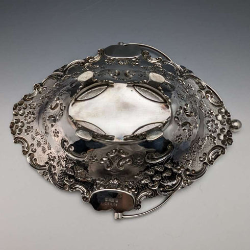 British Antique Silver Plate Large Basket Flower Engraving Operating Handle 548g