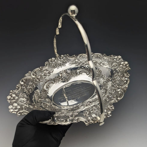 英国アンティーク シルバープレート製 大型バスケット 花彫刻 稼働ハンドル 548g