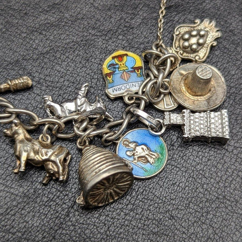 英国ヴィンテージ 純銀製 チャームブレスレット 69g