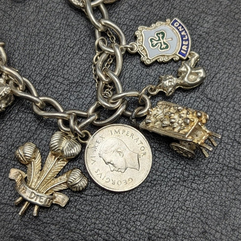 英国ヴィンテージ 純銀製 チャームブレスレット 73g