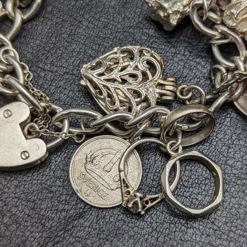 英国ヴィンテージ 純銀製 チャームブレスレット 73g