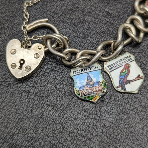 英国ヴィンテージ 純銀製 チャームブレスレット 23g