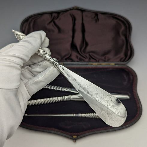 1892年頃 英国アンティーク 純銀ハンドル アクセサリーセット ケース入