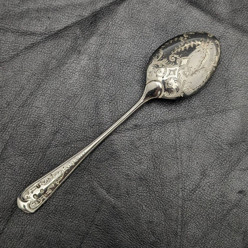 1894年 英国アンティーク 純銀製スプーン 細密彫刻 ケース入