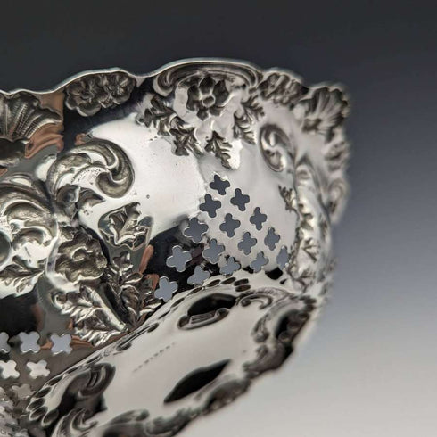 1897 British Antique Pure Silver Bonbon Dish Diameter 15cm William Neale