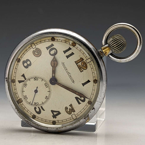 Around 1940 Vintage in good working condition Jaeger-LeCoultre Broad Arrow WW2 British military pocket watch