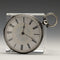Reloj de bolsillo antiguo para dama, de fabricación suiza, en buen estado de funcionamiento, con caja de plata con grabado floral y cuerda por llave.