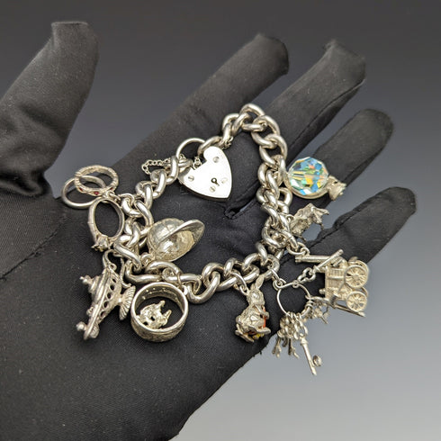 英国ヴィンテージ 純銀製 チャームブレスレット 71g