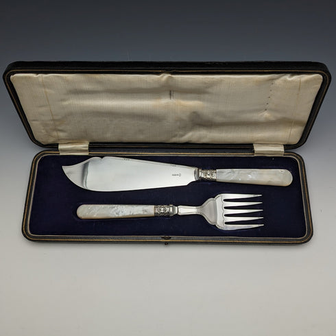 英国ヴィンテージ 白蝶貝ハンドル シルバープレート製 フィッシュサーバーセット ケース入