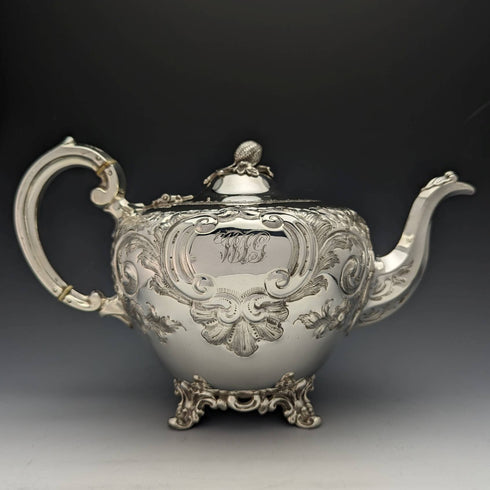 1840年代 英国アンティーク シルバープレート製ティーポット 654g Roberts and Hall