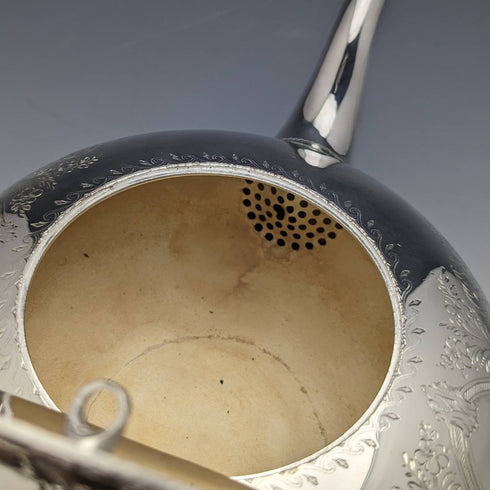 1881年 英国アンティーク シルバープレート製ティーポット 580g Elkington