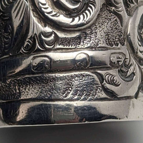 1881 British Antique Pure Silver Relief Sculpture Portable Perfume Bottle