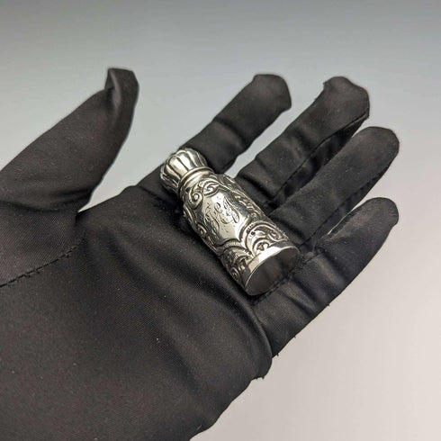 1881 British Antique Pure Silver Relief Sculpture Portable Perfume Bottle