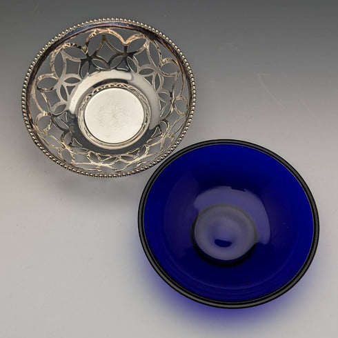 英国ヴィンテージ シルバープレート製ディッシュ ブルーグラスライナー