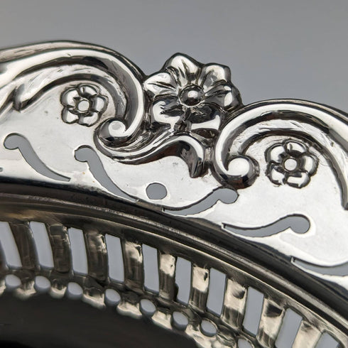 1903年 英国アンティーク 純銀製ボンボンディッシュ 80g William Hutton