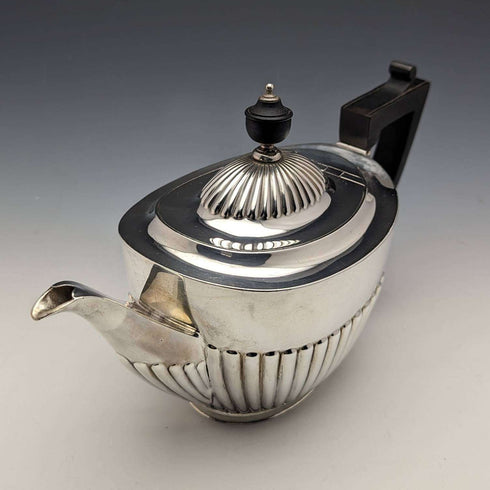1902年 英国古董 纯银(925银)茶壶 508克 Goldsmiths&Silversmiths