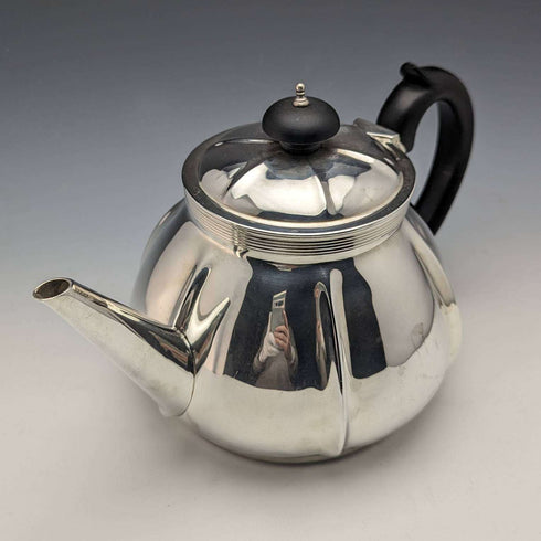 1906 年英國古董純銀(925 銀)茶壺 3 件套總計 783 克愛德華·巴納德