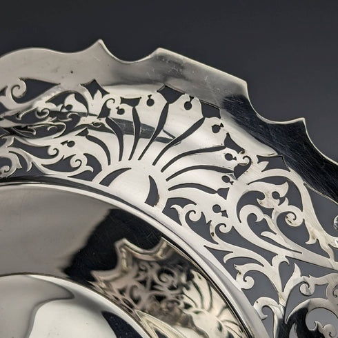 1908 British antique sterling silver compote 527g Walker and Hall