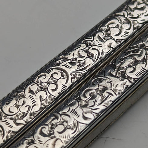 19世紀後半 英国アンティーク 純銀ハンドル 携帯用折りたたみ式ハサミ