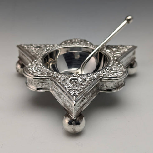 英國古董銀盤鹽盤和勺子 6 對套裝帶盒