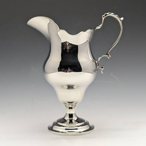 1905 British antique sterling silver cream jug 160g