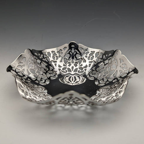 英国ヴィンテージ 純銀製 ピアス装飾ディッシュ 87g Francis Howard 箱入り