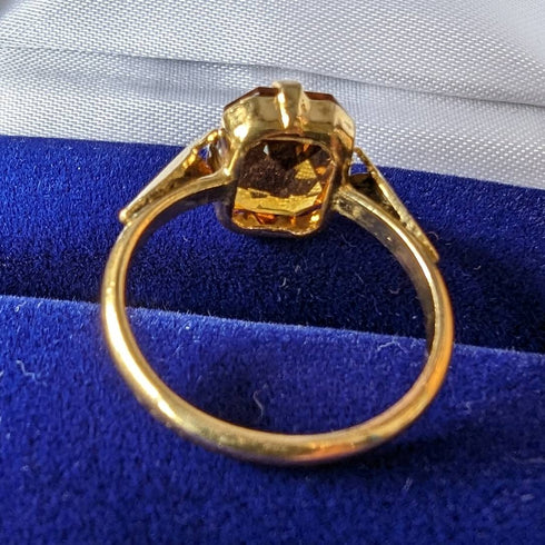 British Vintage Jewelry Amber Color Stone Rolled Gold Ring (Size 12)