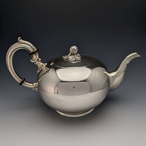 英国维多利亚风格镀银茶壶(复古)